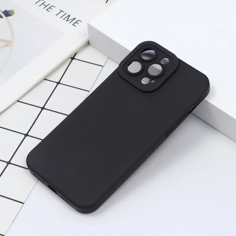 Halloween Pumpkin Ghost Phone Case for iPhone 17/16/15 Pro Waterproof and Shockproof TPU Material Customizable Phone Accessory