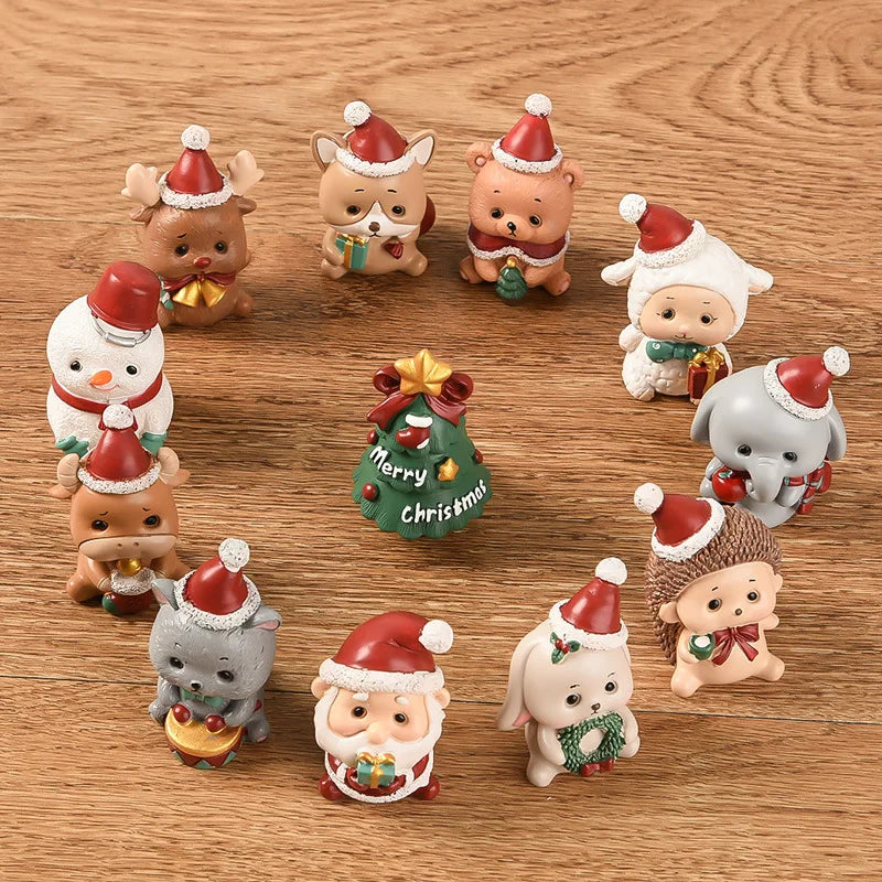 Christmas Resin Family Small Animal Ornaments Creative Home Decoration Mini Christmas Tree Old Man Christmas Gift