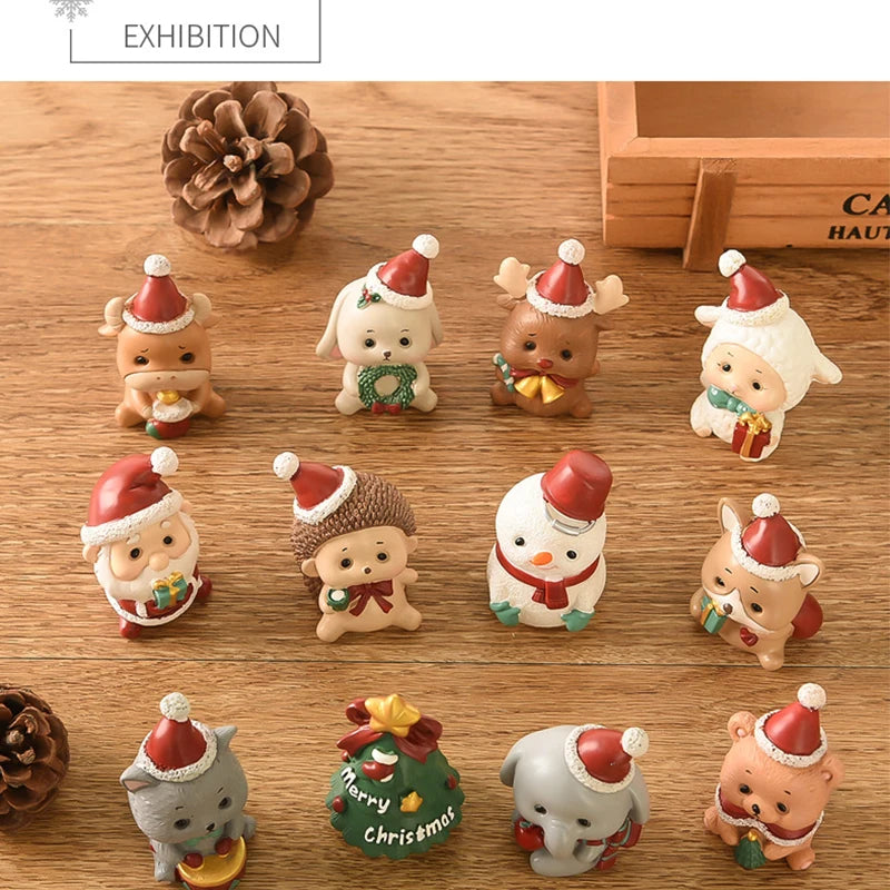 Christmas Resin Family Small Animal Ornaments Creative Home Decoration Mini Christmas Tree Old Man Christmas Gift