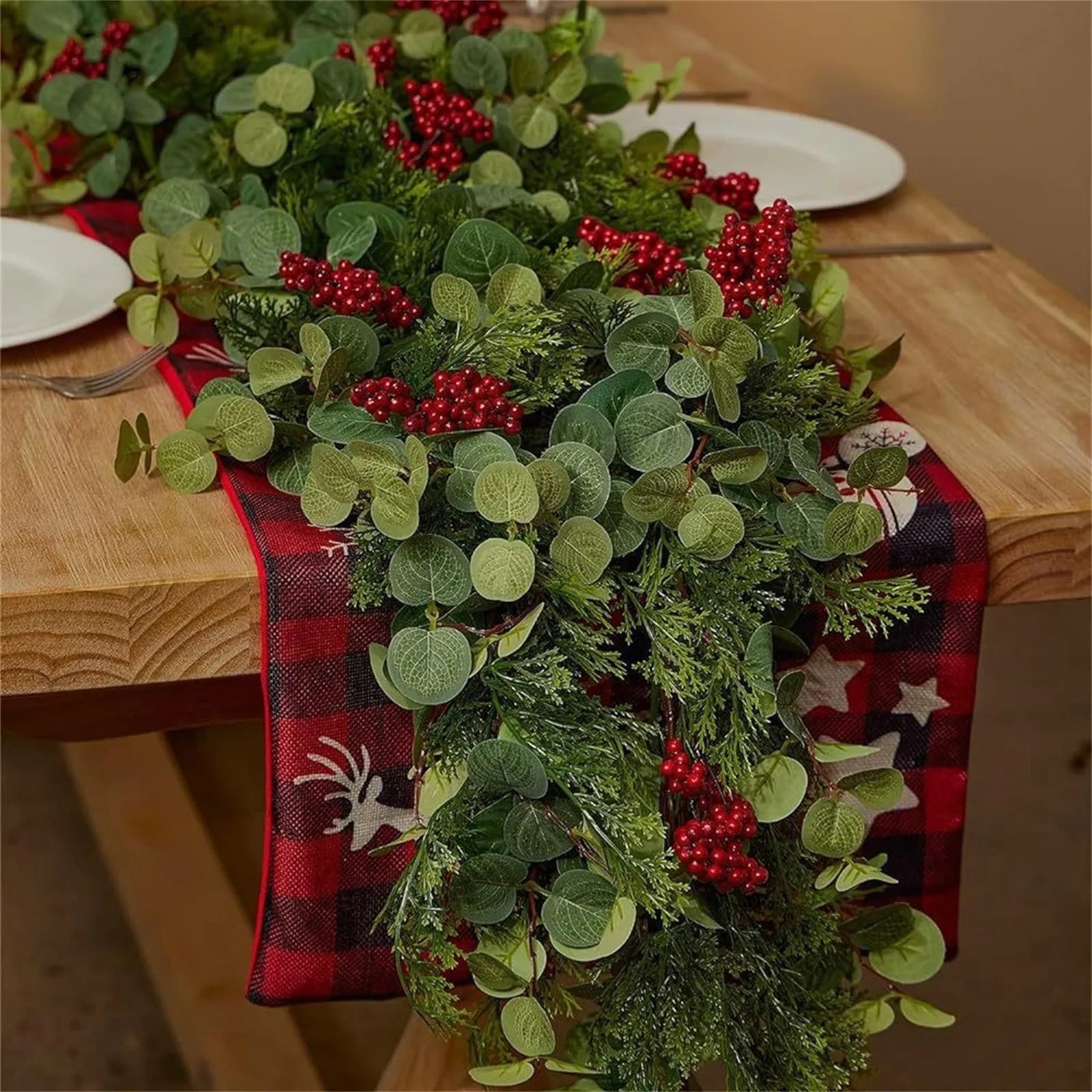 Christmas decoration 6.3ft Xmas Garland Artificial Berries Garland Holiday Xmas cabinet, table Artificial leaf decor wreath