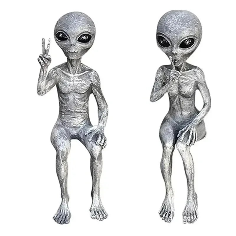 Funny Resin Alien Statue Outdoor Garden Decoration UFO Dwarf Sculpture Desktop Home Decor for Halloween Christmas Ornaments
