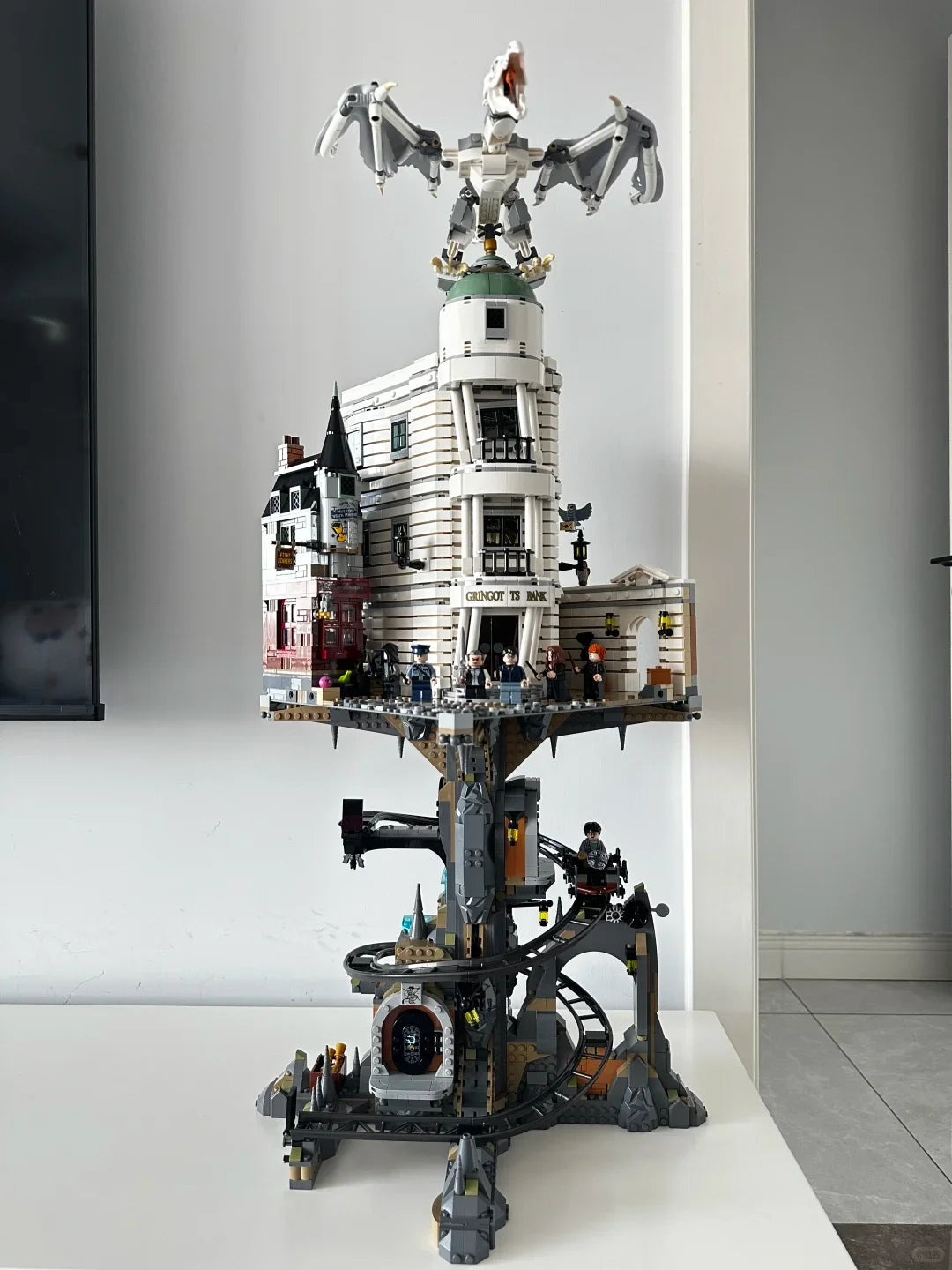 Christmas Promotion  4803pcs  FIT 76417 Gringotted Wizarding Bank Collectible Building Block Model Bricks Toys Birthday Gifts