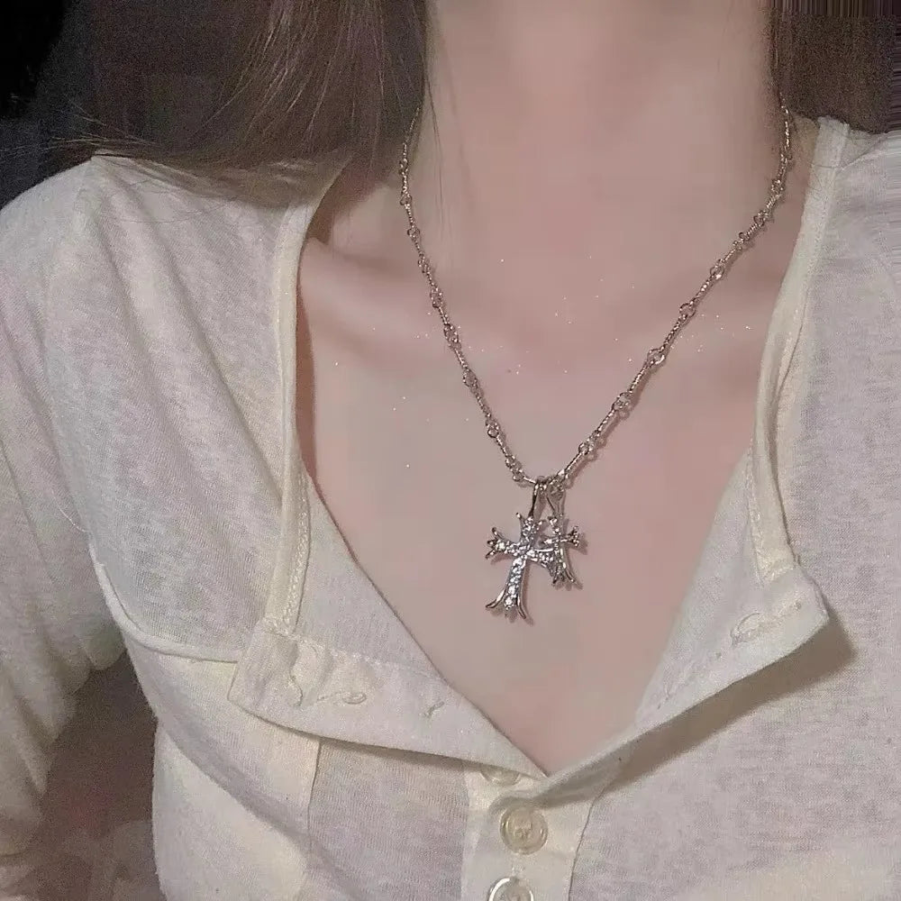 Cross Pendant Necklace Exquisite Trend Necklace, Suitable Women's Jewelry Gifts